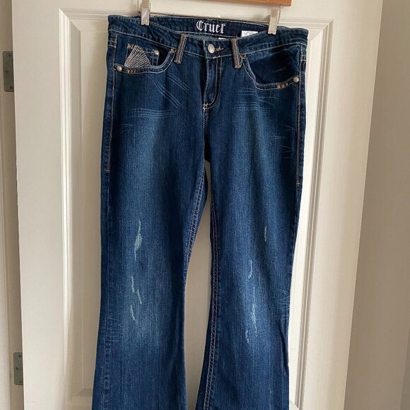 Stylish Cruel MALLORY Jeans Women’s Size 11/12 LONG Stretch Relaxed Flare Style - Picture 7 of 7